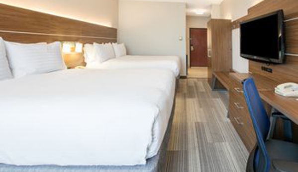 Holiday Inn Express & Suites Dallas - Grand Prairie I-20 - Grand Prairie, TX