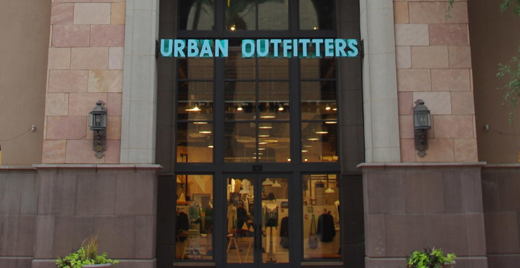 Urban outfitters scottsdale quarter jobs