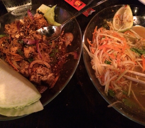 Deejai Thai Restaurant - Charlotte, NC