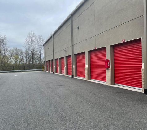 Life Storage - Tewksbury - Tewksbury, MA