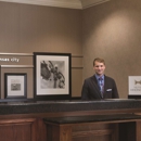Hampton Inn & Suites Kansas City-Country Club Plaza - Hotels