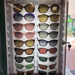 Alan Ming Optometrist - Mudgeeraba, QLD