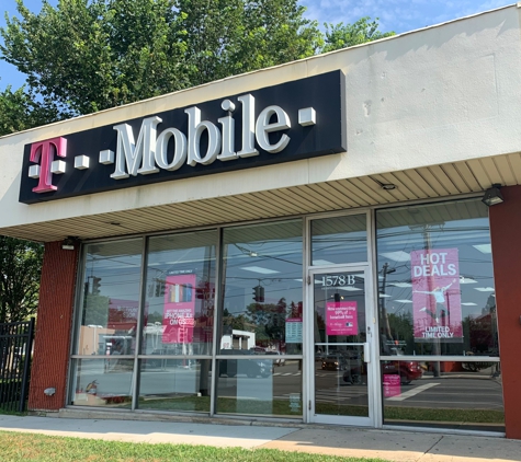 T-Mobile - Elmont, NY