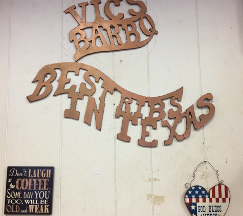 Vic's Bar-B-Que - Austin, TX