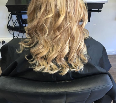 Unique Hair Design By Stacey - Drouin, VIC