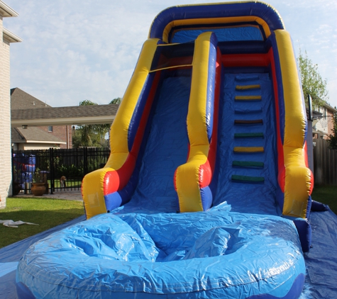 Fun 4 All party Rentals & Supplies - Pearland, TX. Water Slide was a hit!