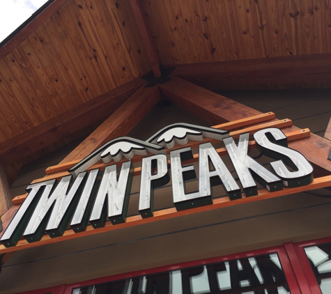 Twin Peaks Restaurant - Davie, FL