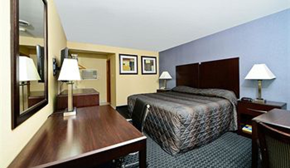 Americas Best Value Inn - Danbury, CT