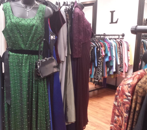 Fashion Attitudes Consignments - Dallas, GA