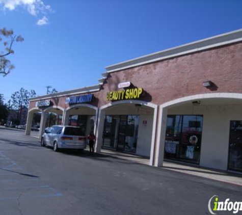 The UPS Store - Winnetka, CA
