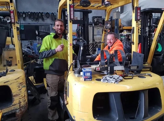 1800 Forklift - Laverton North, VIC