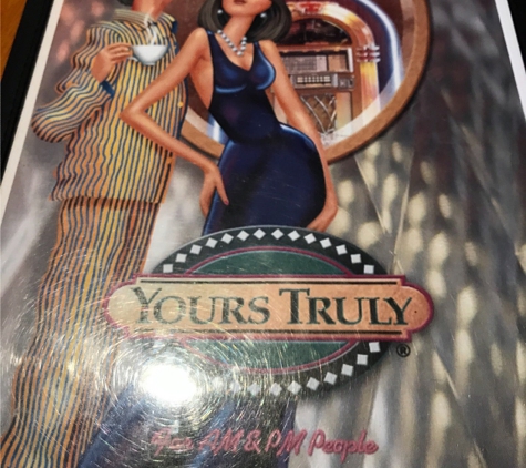 Yours Truly Restaurant - Chagrin Falls, OH