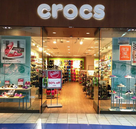 croc store broadway at the beach