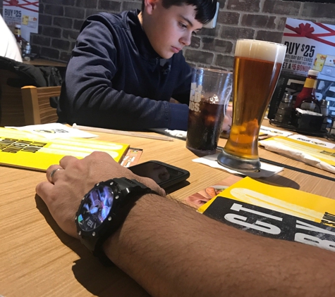 Buffalo Wild Wings - Appleton, WI