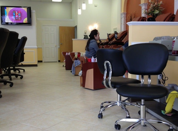 VIP Nail Salon - Dover, DE