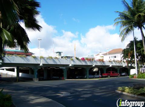 Zumiez - Honolulu, HI