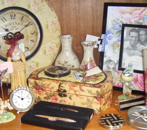Timeless Treasures Gifts & Decor - Picton, NSW