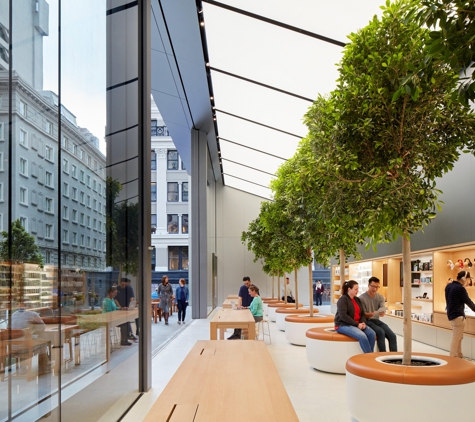 Apple Store - San Francisco, CA