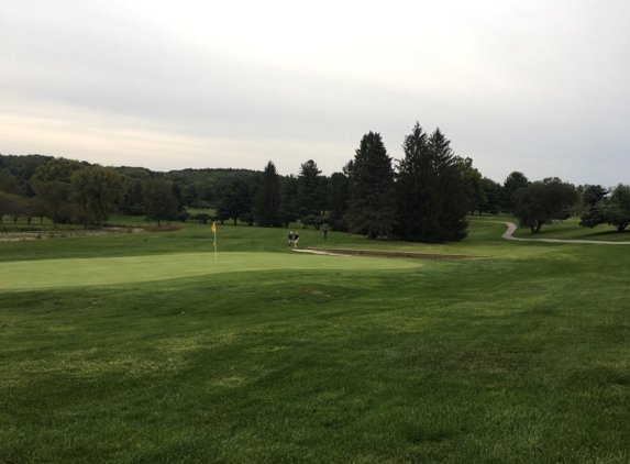 Hartmann's Deep Valley Golf Course - Harmony, PA