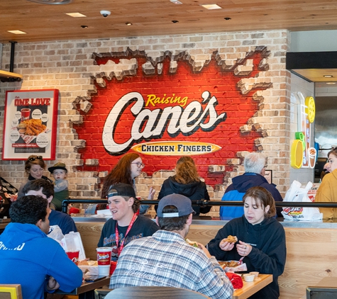 Raising Cane's Chicken Fingers - Cincinnati, OH