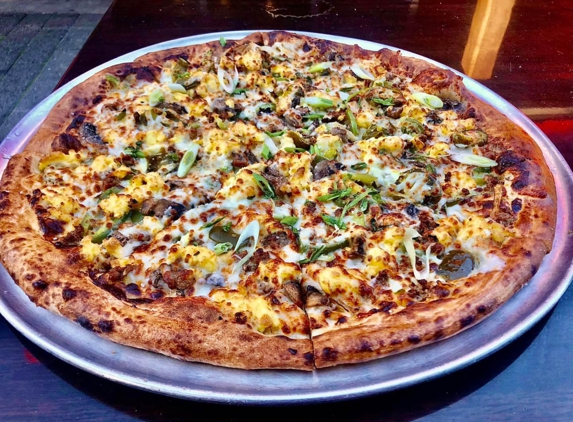 City Slice Pints + Pizza - Baton Rouge, LA