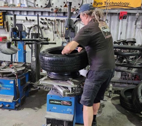 Ed's Tyre Service - Cardiff, NSW