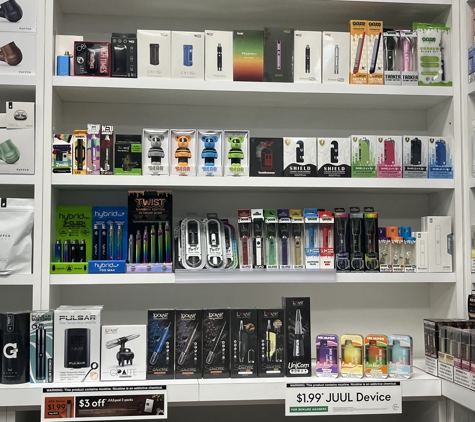 The Vapor Shoppe Smoke & Alternative Plus - Farmington Hills, MI