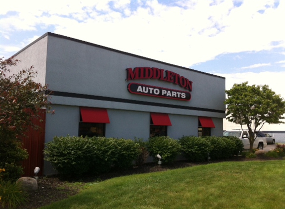 Middleton Auto Parts & Junk Cars - Fraser, MI