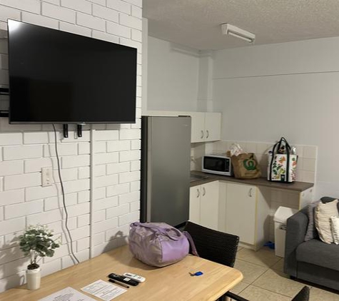 Browns At Broadbeach - Mermaid Beach, QLD. Living room with smart TV large scale rooms and extra sofa beds in case of extra guests