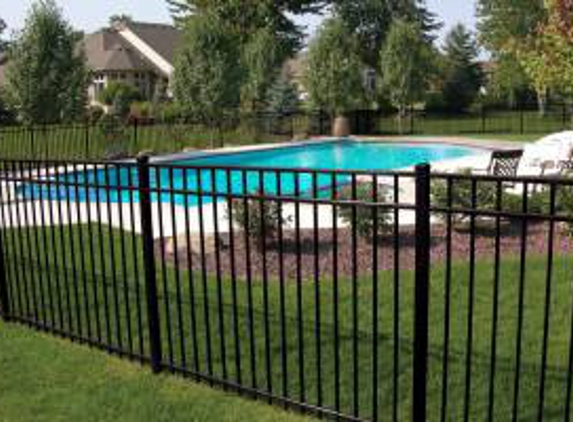 Radiance Aluminum Fence - Chesterfield, MI