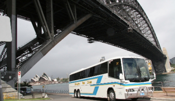 Kangaroo Bus Lines - Kunda Park, QLD