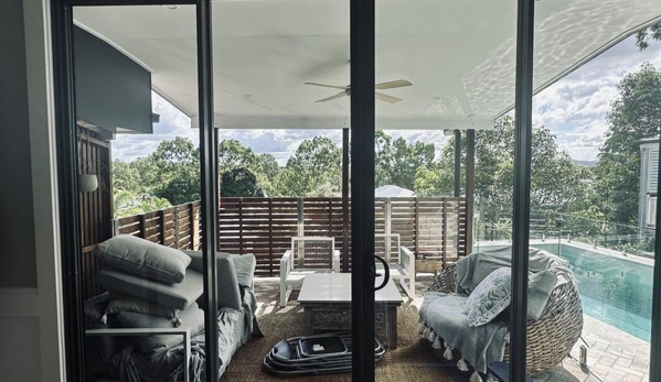 Glass Guru - Upper Mount Gravatt, QLD. All fixed!