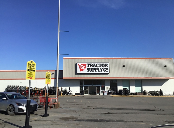 Tractor Supply Co - Kingwood, WV