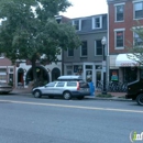 Lola's A Neighborhood Bar - Bars