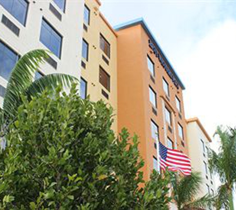 Best Western Plus Miami Executive Airport Hotel & Suites - Miami, FL
