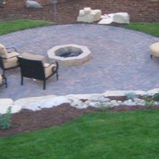 Bury's Lawn and Landscape LLC - Loretto, MN