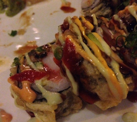 Kin Sushi and Thai Cuisine - Chicago, IL