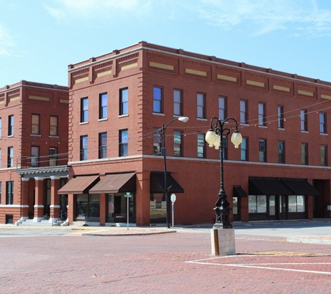 The PENNELL - Butler, MO