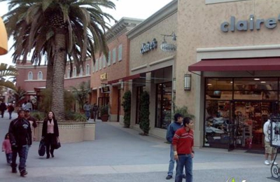 new balance outlet san diego