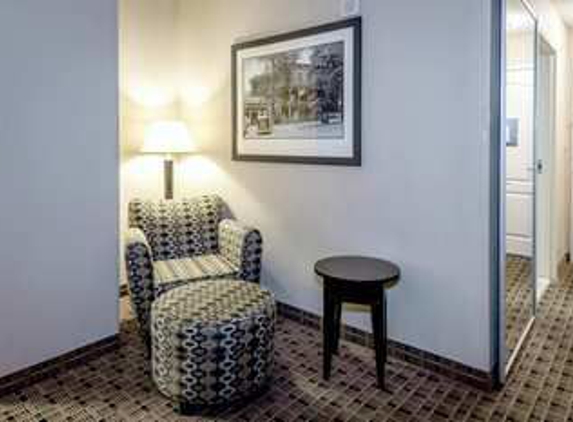 Hampton Inn & Suites Montgomery-Downtown - Montgomery, AL