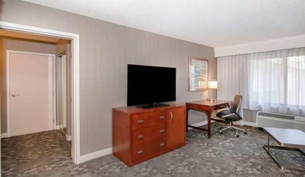 Courtyard by Marriott - Oakland, CA