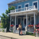 Blue Dory Inn - Bed & Breakfast & Inns