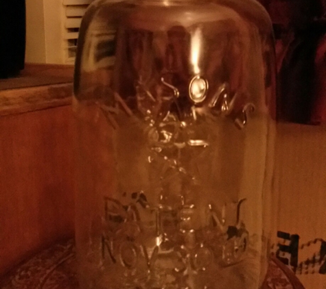 Uztabz Antiques Collectibles - Independence, MO. 5 gallon 100 year anniversary mason jar from 1976 bicentennial. Reads patent Nov 30th 1858..no lid in mint condition. Picked in Florida.