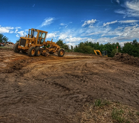Thomas Earthmovers - Maiden Gully, VIC