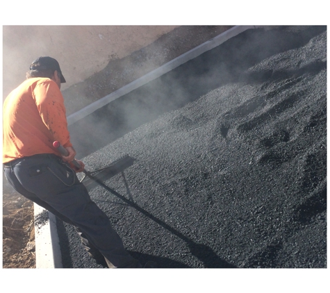 Elias Asphalt Engineering Co. - Los Angeles, CA. The hotter the asphalt, the easier it is to work with and lay down, we only use the hottest and best materials in town! 