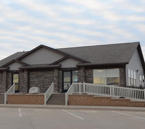 Children's Dental Center Of Southeast Iowa - Michael Mathews, D.D.S. - West Burlington, IA