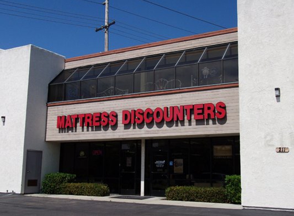 Mattress Discounters - Encinitas, CA