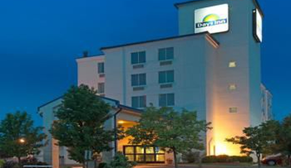 Days Inn Pittsburgh Airport - Coraopolis, PA