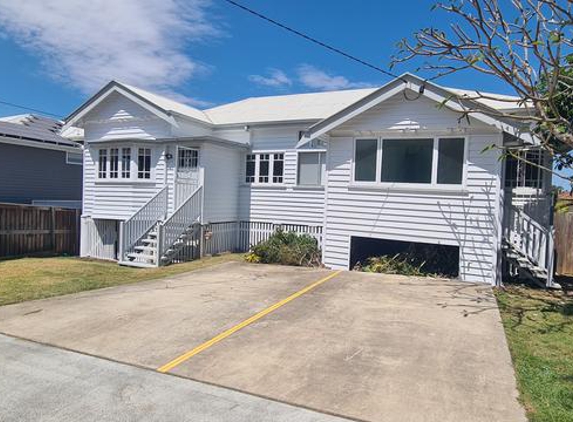 Top G Painting - Oxenford, QLD. Full repaint