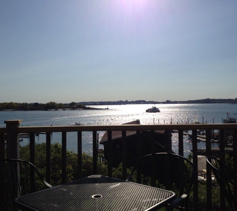 The Cockeyed Gull Restaurant - Peaks Island, ME